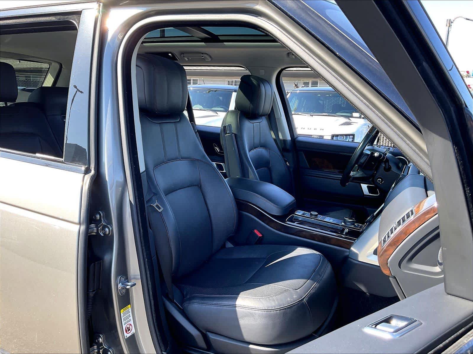 Used 2021 Land Rover Range Rover HSE AWD/4WD image 11