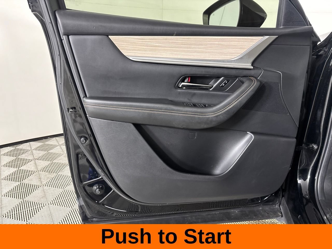Used 2024 MAZDA CX-90 3.3 Turbo w/ Preferred Package AWD/4WD image 11