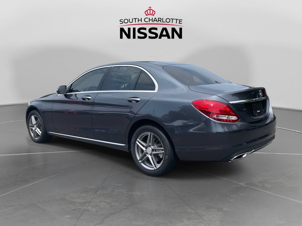 Used 2016 Mercedes-Benz C 300 4MATIC Sedan image 4