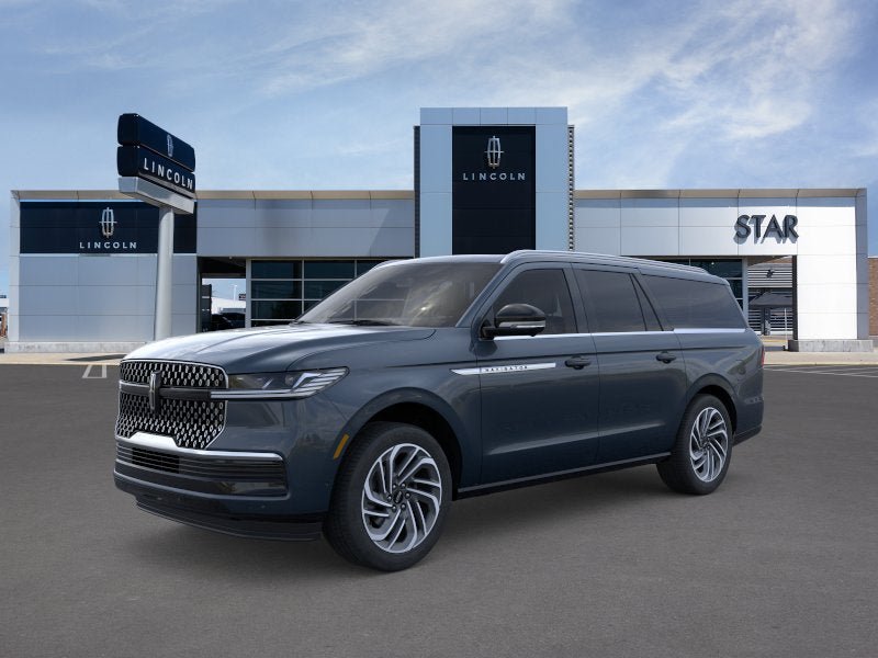 New 2026 Lincoln Navigator L Reserve AWD/4WD image 1