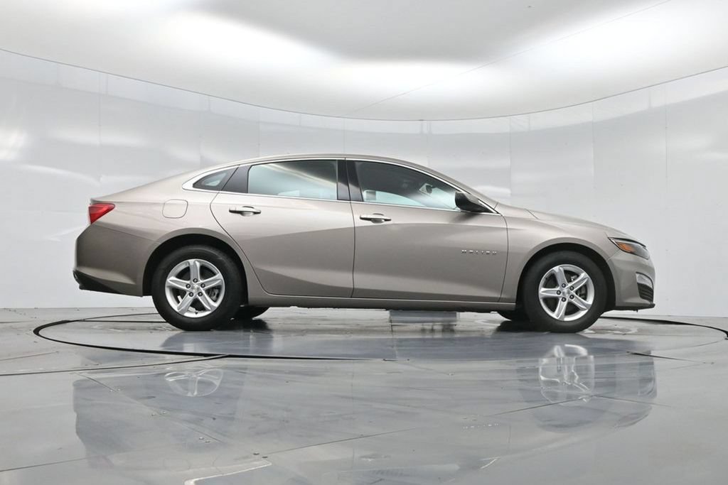 Used 2023 Chevrolet Malibu LT FWD image 52