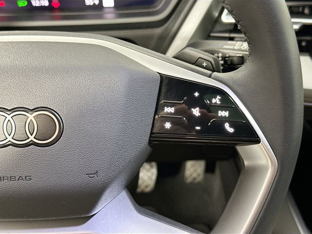 Used 2025 Audi Q4 e-tron Premium w/ Convenience Package image 23