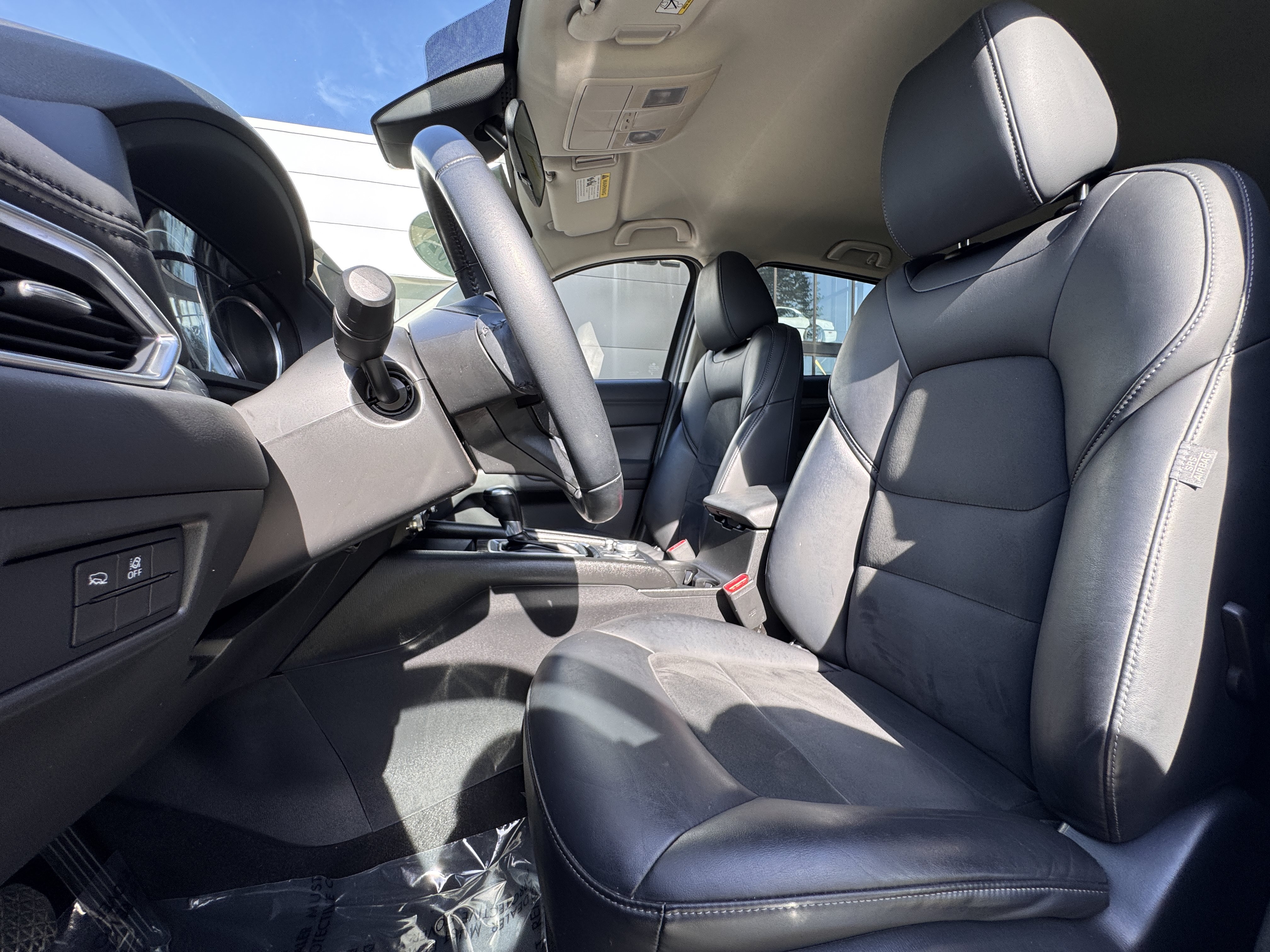 Certified 2023 MAZDA CX-5 AWD 2.5 S w/ Select Package image 3