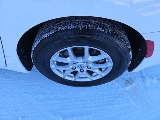 Used 2024 Chrysler Voyager LX FWD image 15