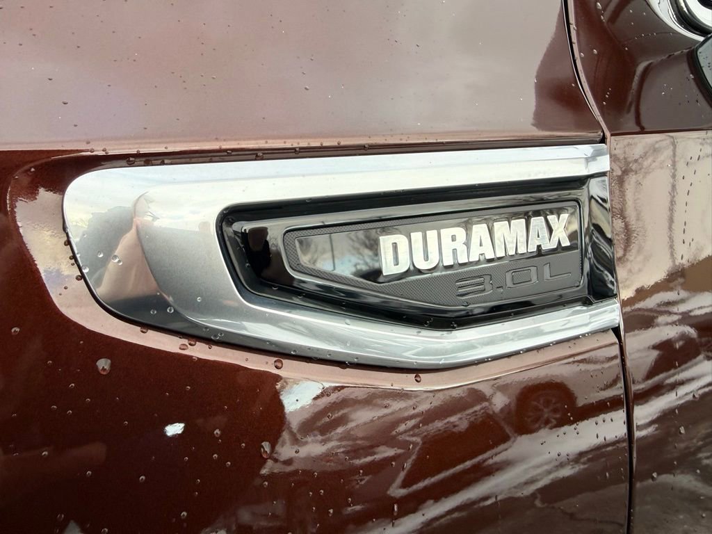 Used 2023 GMC Yukon Denali image 22