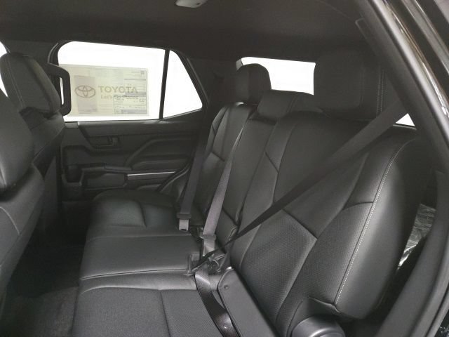 New 2026 Toyota 4Runner TRD Off-Road AWD/4WD image 18