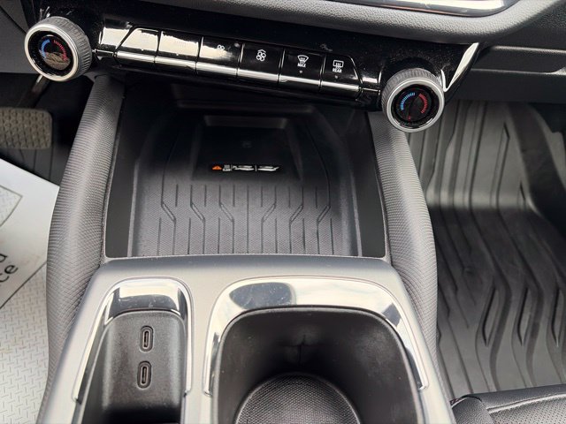 Used 2026 Chevrolet Equinox EV RS w/ Active Safety Package 3 AWD/4WD image 32