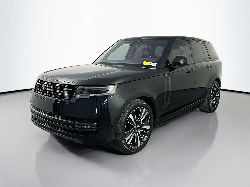 Used 2023 Land Rover Range Rover SE AWD/4WD image 3