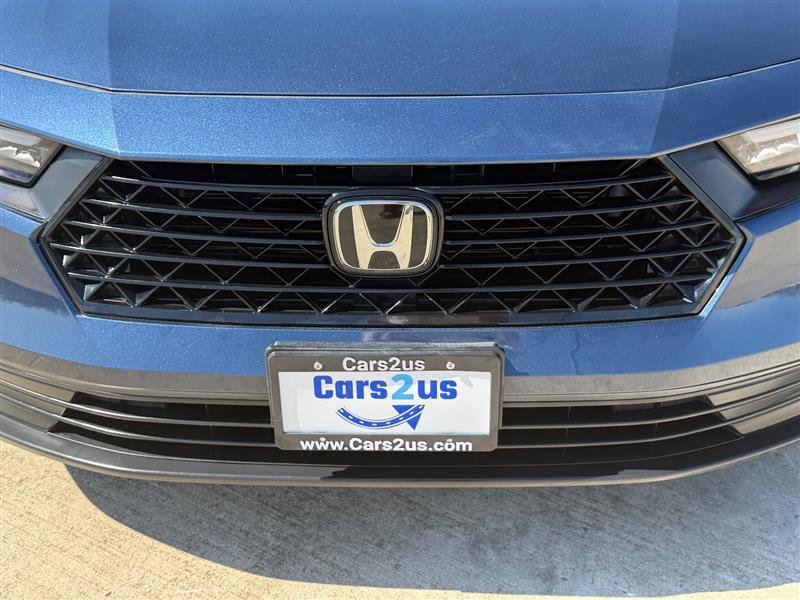 Used 2023 Honda Accord EX image 11