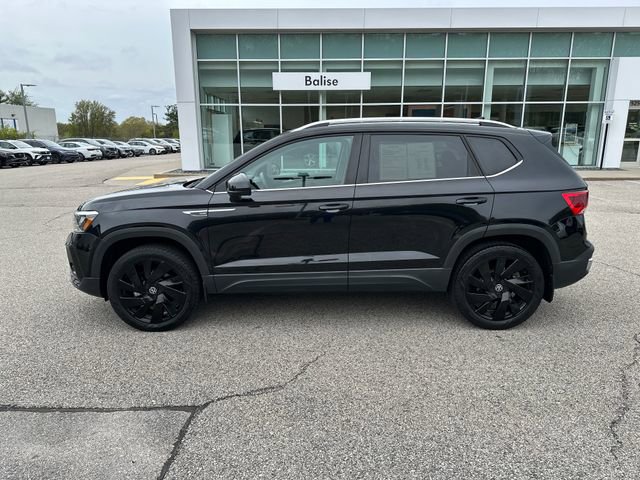 Certified 2024 Volkswagen Taos SE w/ Panoramic Sunroof Package AWD/4WD image 5