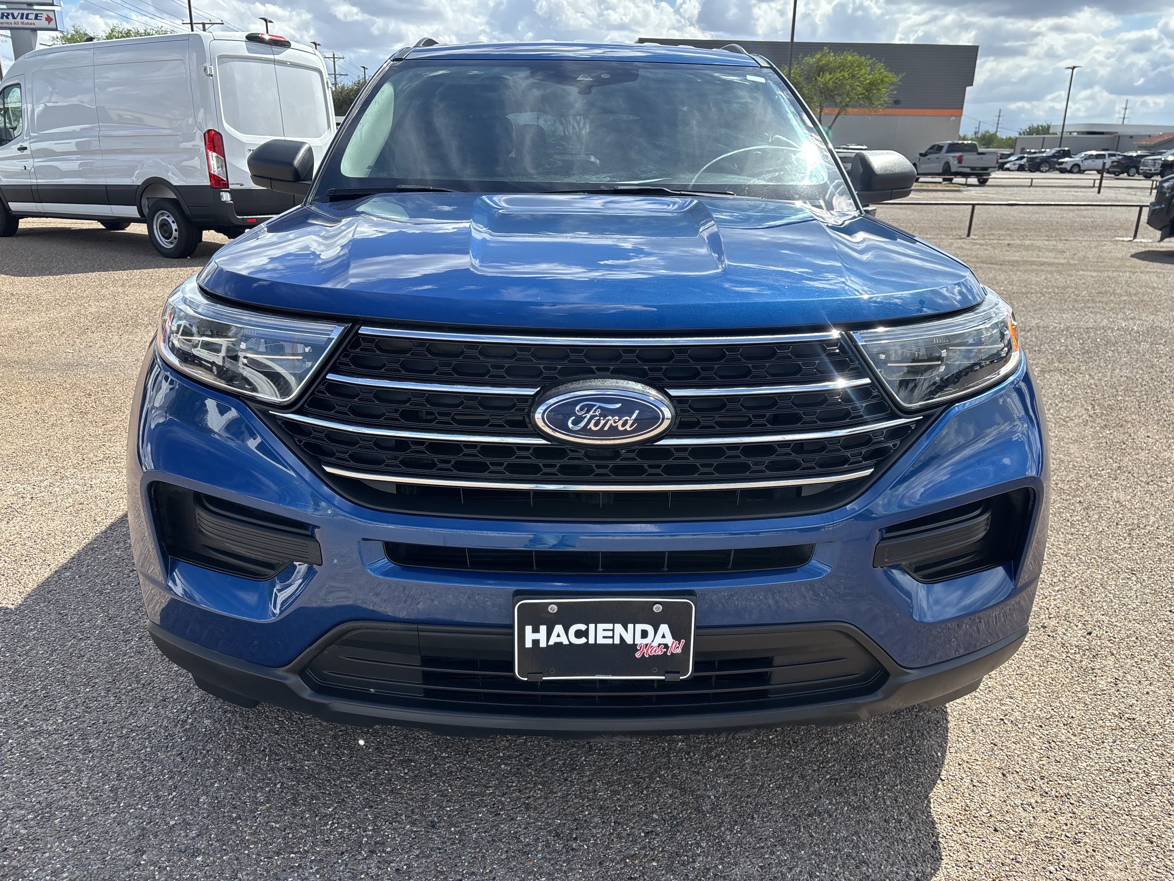 Certified 2022 Ford Explorer XLT RWD image 6