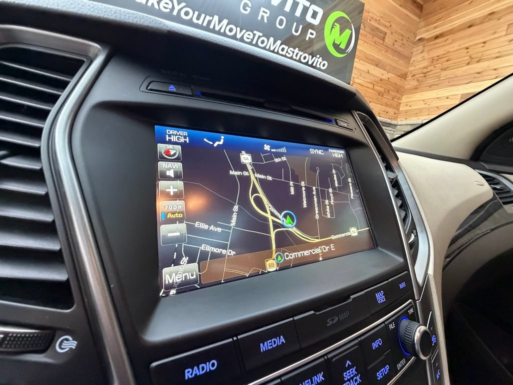Used 2017 Hyundai Santa Fe Sport AWD/4WD image 24
