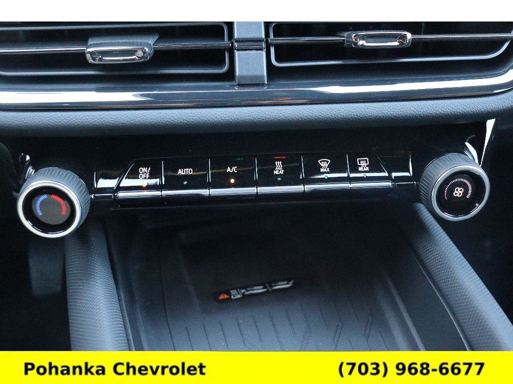 New 2026 Chevrolet Equinox EV RS FWD image 17