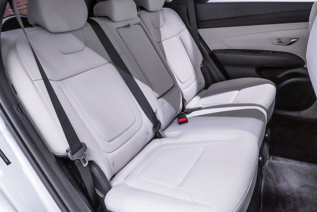 Certified 2026 Hyundai Tucson SE image 11