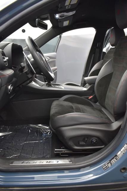 Used 2024 Dodge Hornet R/T image 9