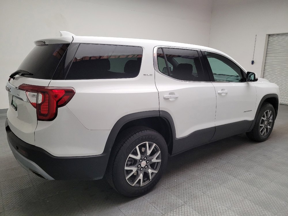 Used 2022 GMC Acadia SLE FWD image 9