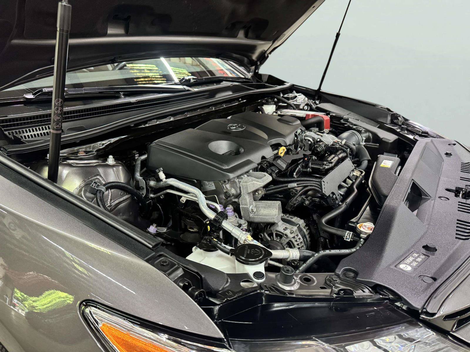 Used 2020 Toyota Camry XLE FWD image 68