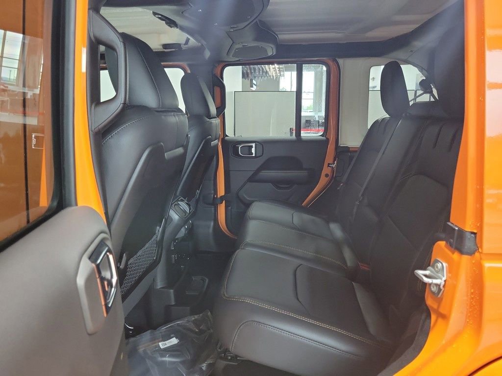 New 2025 Jeep Wrangler Unlimited Sahara w/ Safety Group AWD/4WD image 8