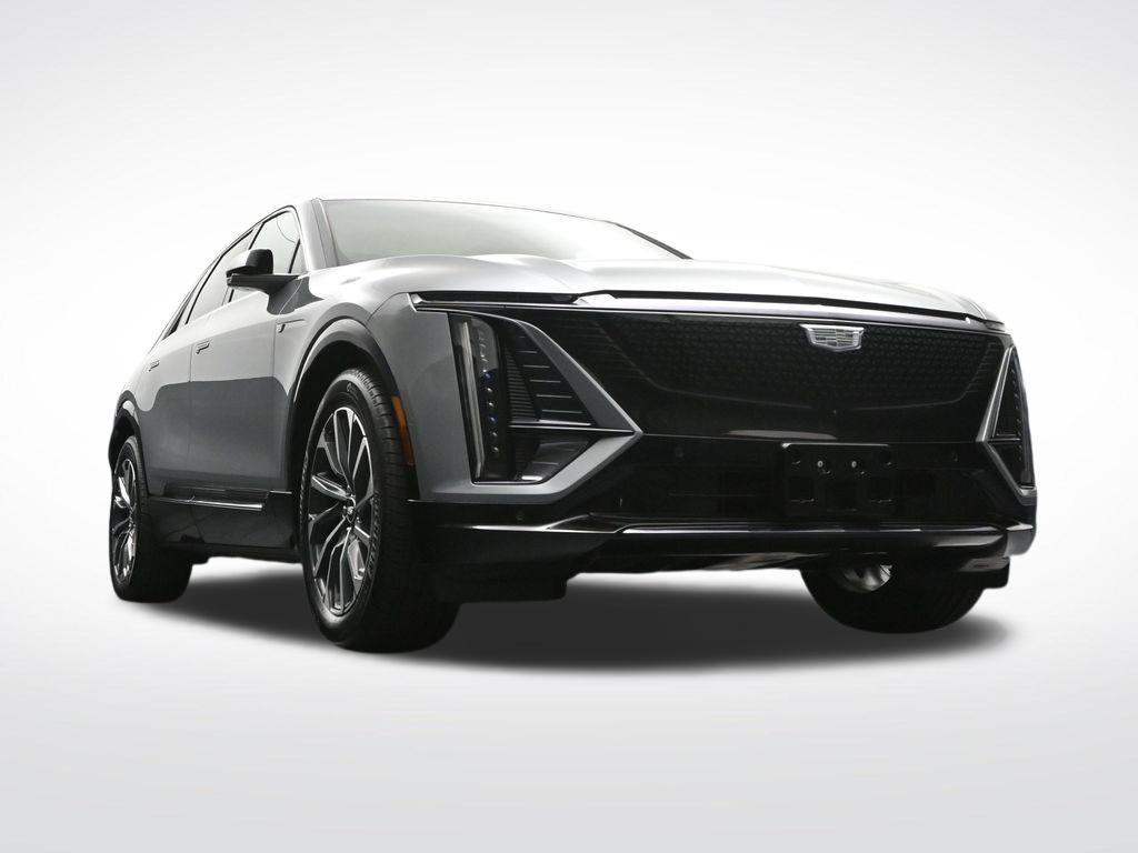 Certified 2026 Cadillac Lyriq Sport AWD/4WD image 30