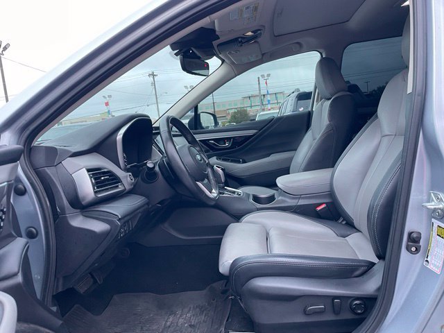 Used 2023 Subaru Outback Limited AWD/4WD image 10