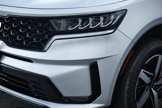 Used 2022 Kia Sorento S image 12