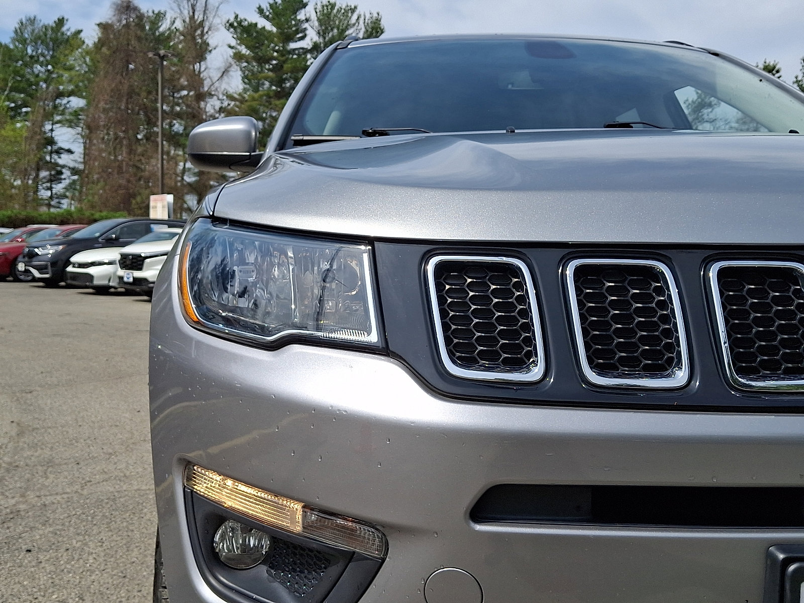Used 2019 Jeep Compass Latitude w/ Popular Equipment Group image 10