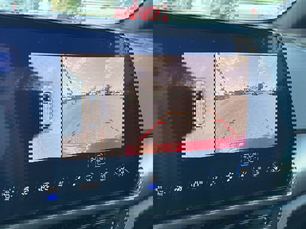 New 2025 Chevrolet Equinox EV RS image 16