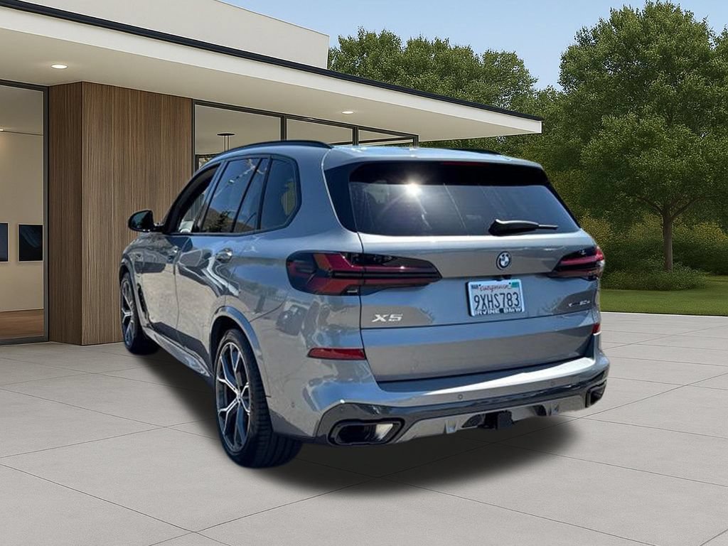 Used 2026 BMW X5 xDrive50e w/ M Sport Package AWD/4WD image 11