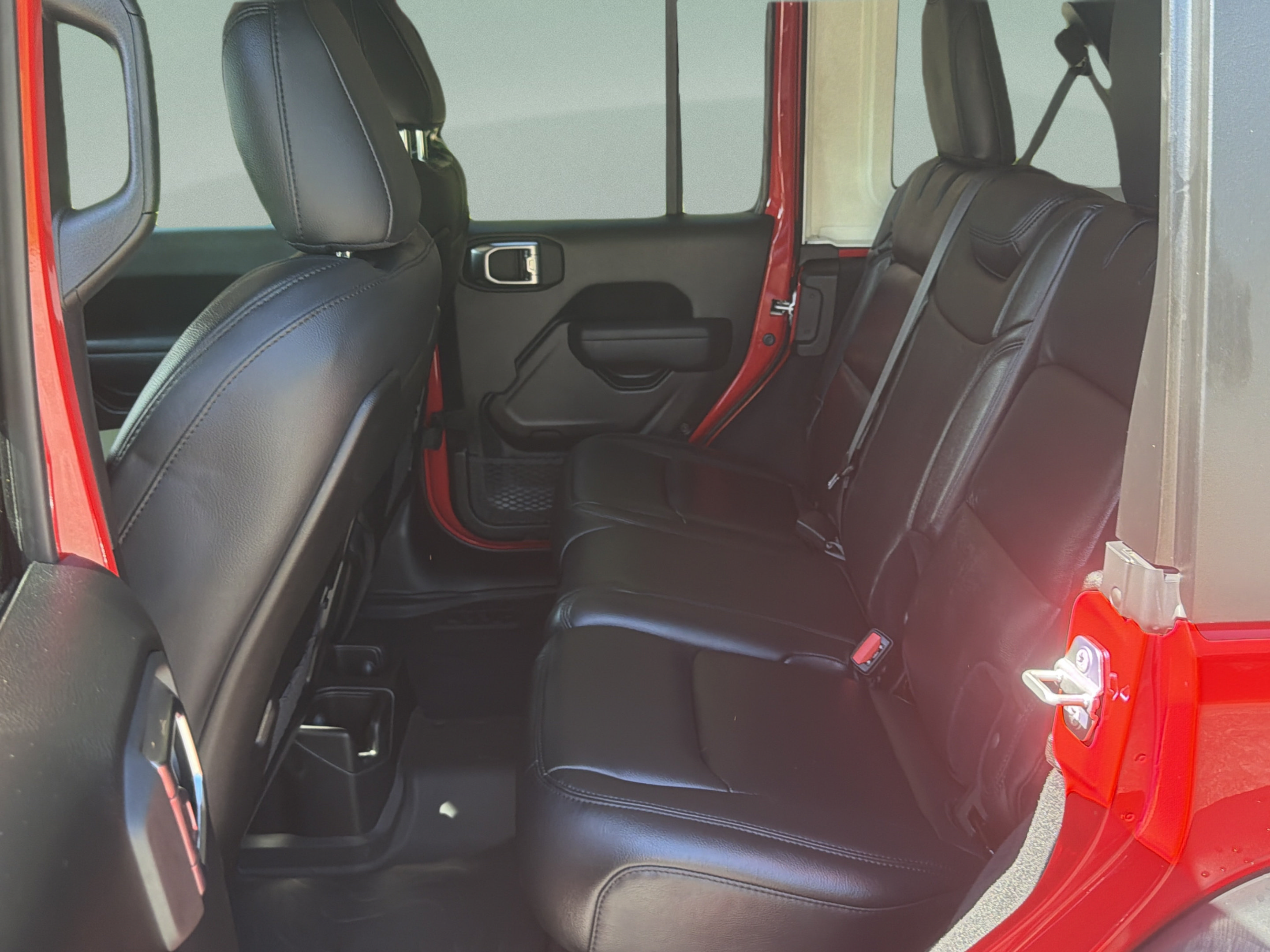 Used 2026 Jeep Wrangler Unlimited Rubicon w/ Safety Group AWD/4WD image 20