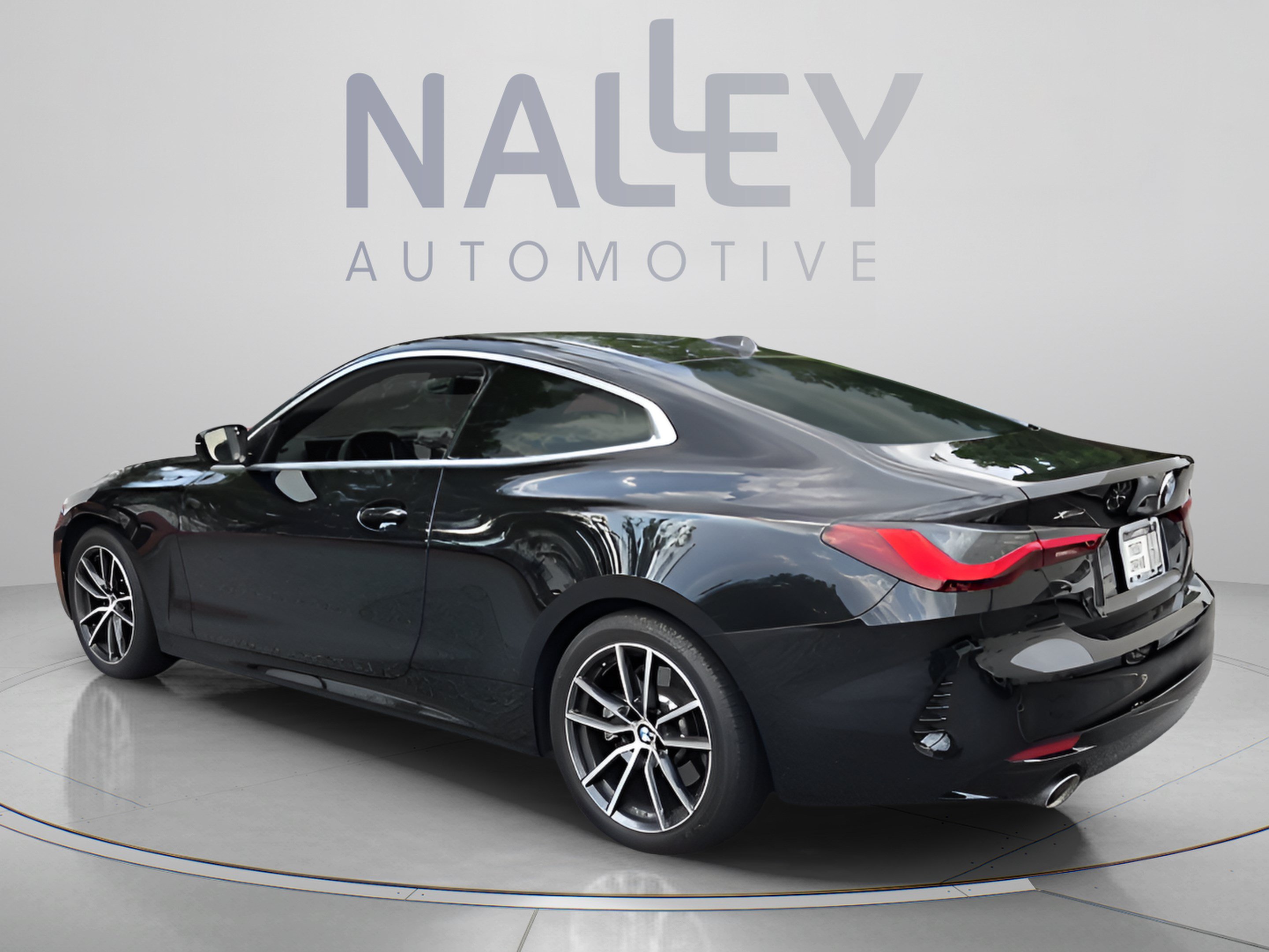 Used 2026 BMW 430i xDrive Coupe w/ Premium Package AWD/4WD image 3