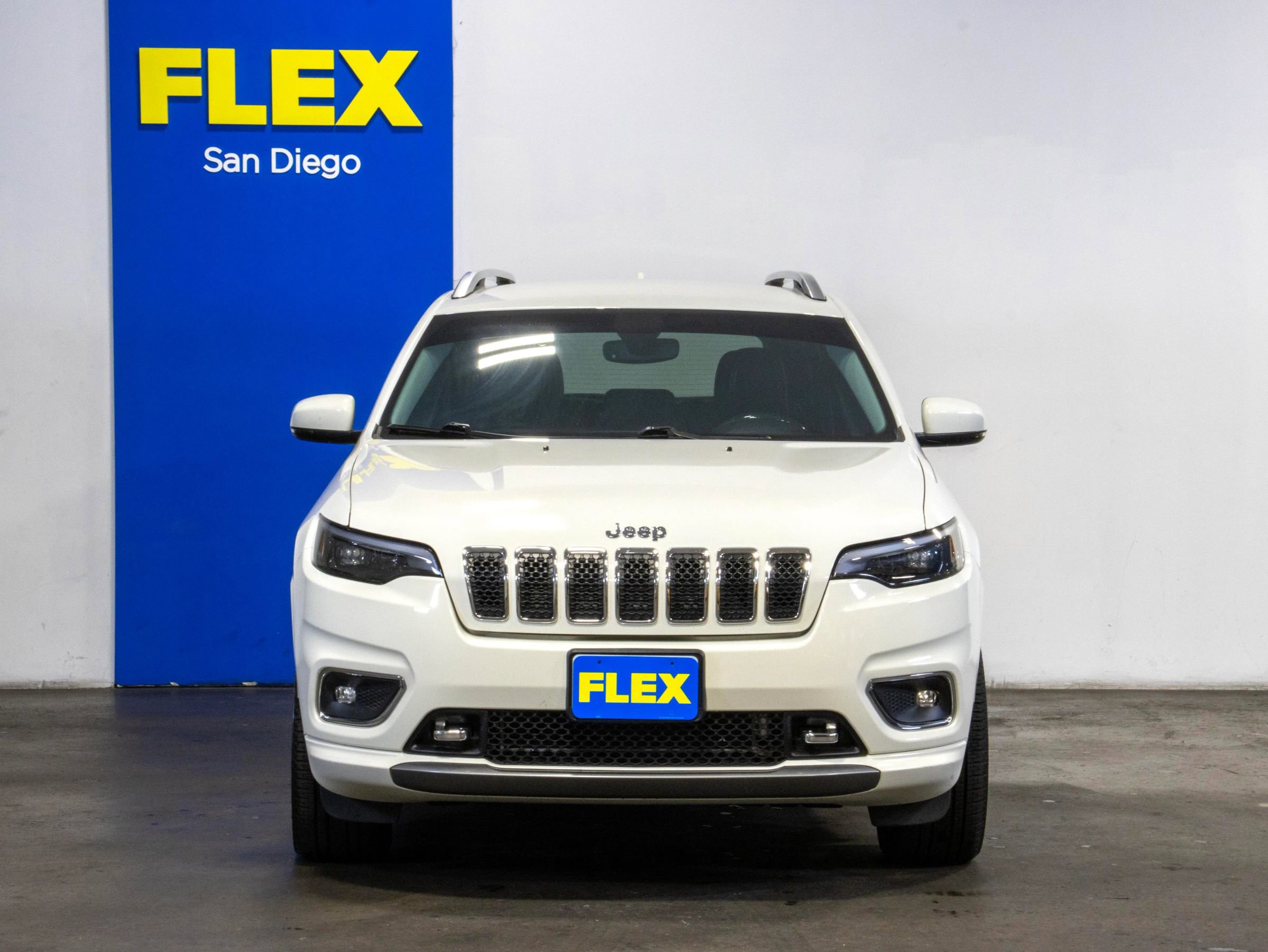 Used 2019 Jeep Cherokee Overland w/ Trailer Tow Group image 8
