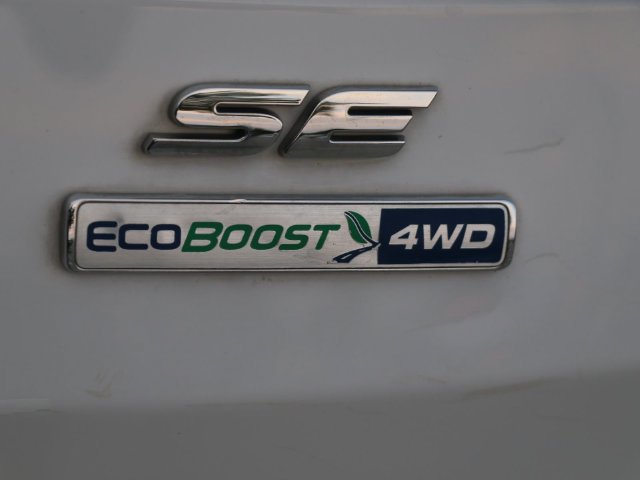 Used 2017 Ford Escape SE w/ SE Cold Weather Package AWD/4WD image 14