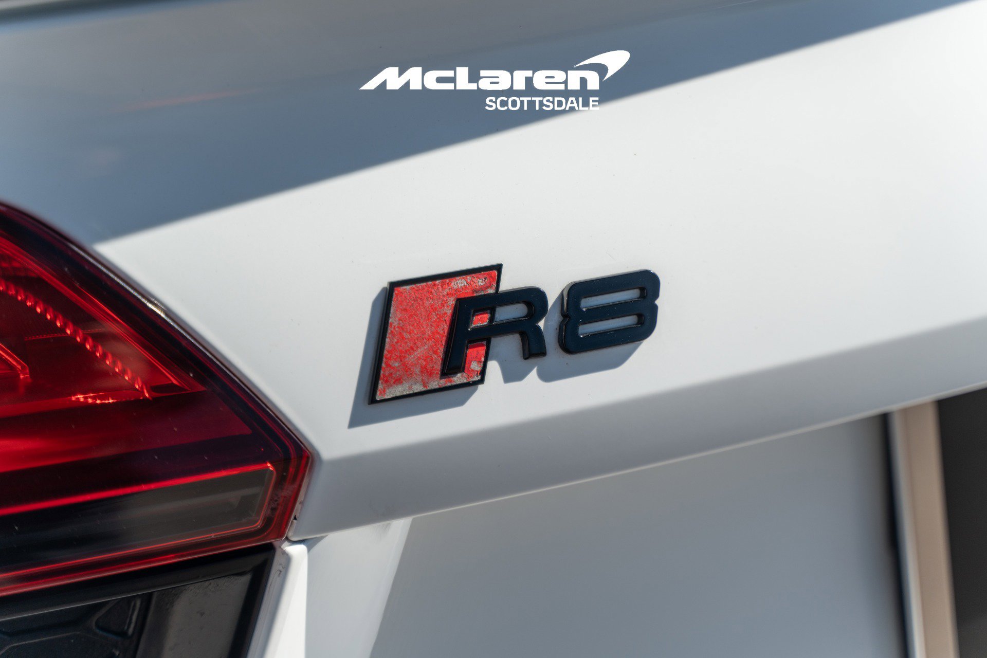 Used 2018 Audi R8 V10 w/ Premium Package image 26