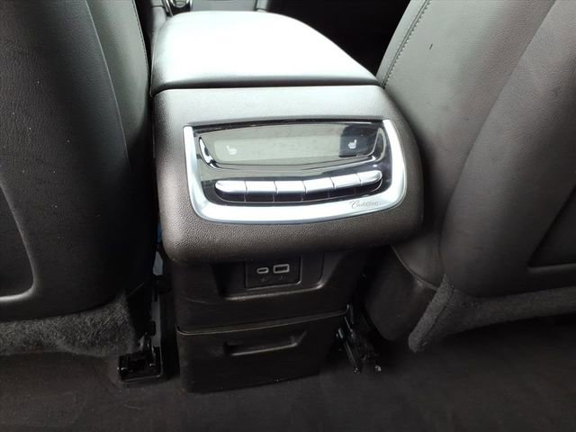 Used 2024 Cadillac XT6 Premium Luxury image 18