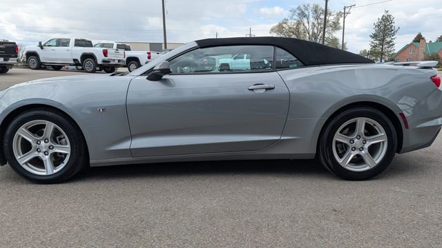 Used 2023 Chevrolet Camaro LT RWD image 10