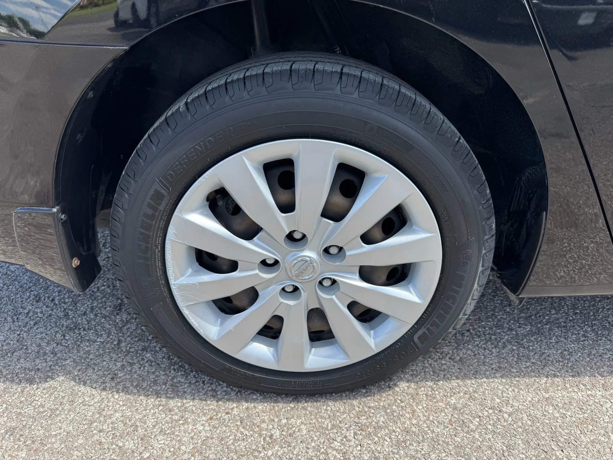 Used 2017 Nissan Sentra S image 20