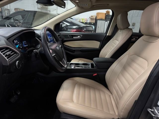 Used 2022 Ford Edge SEL w/ Convenience Package image 17