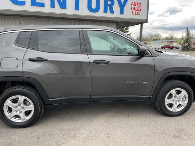 Used 2022 Jeep Compass Sport image 20