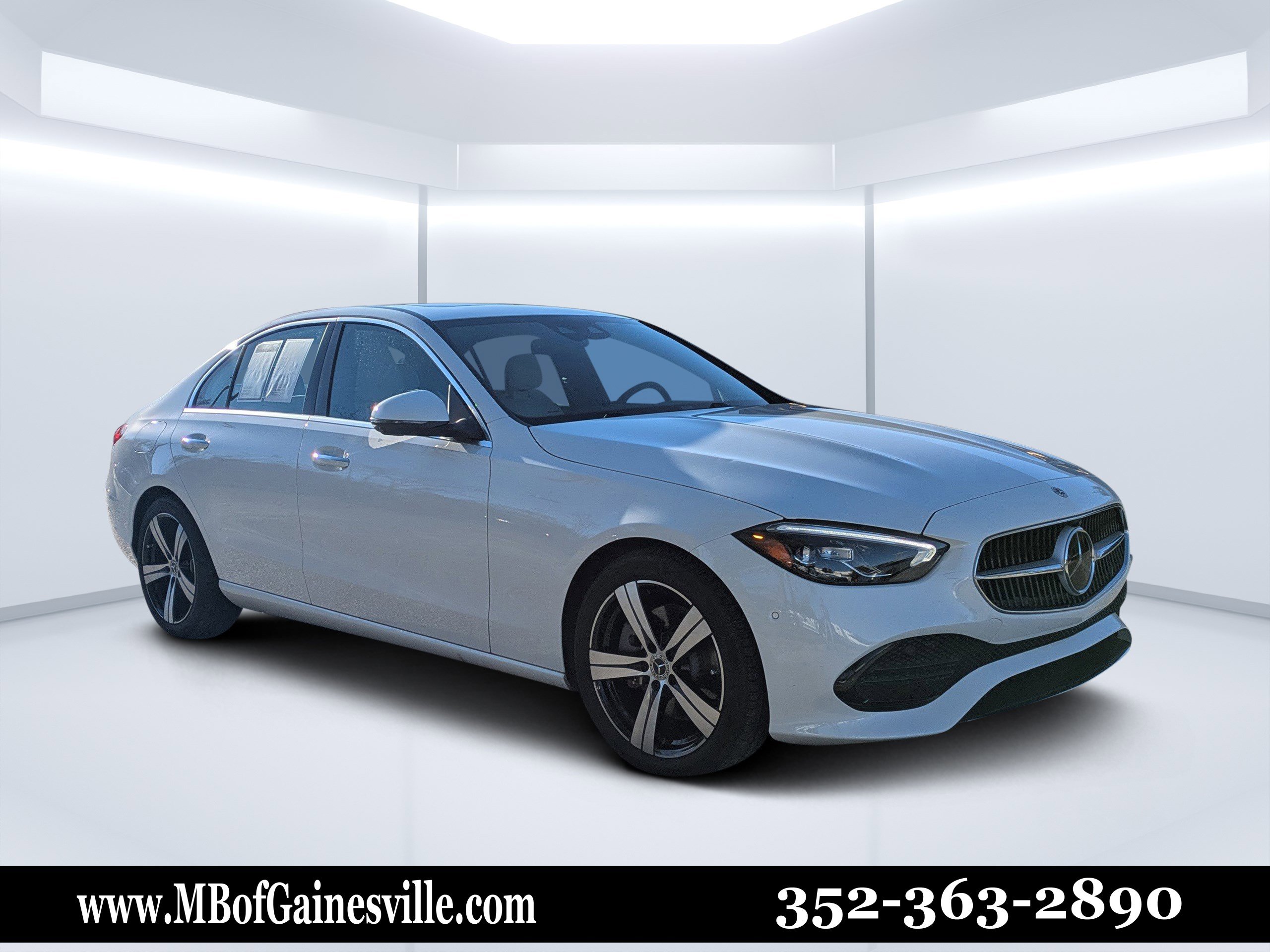 Used 2024 Mercedes-Benz C 300 Sedan image 1