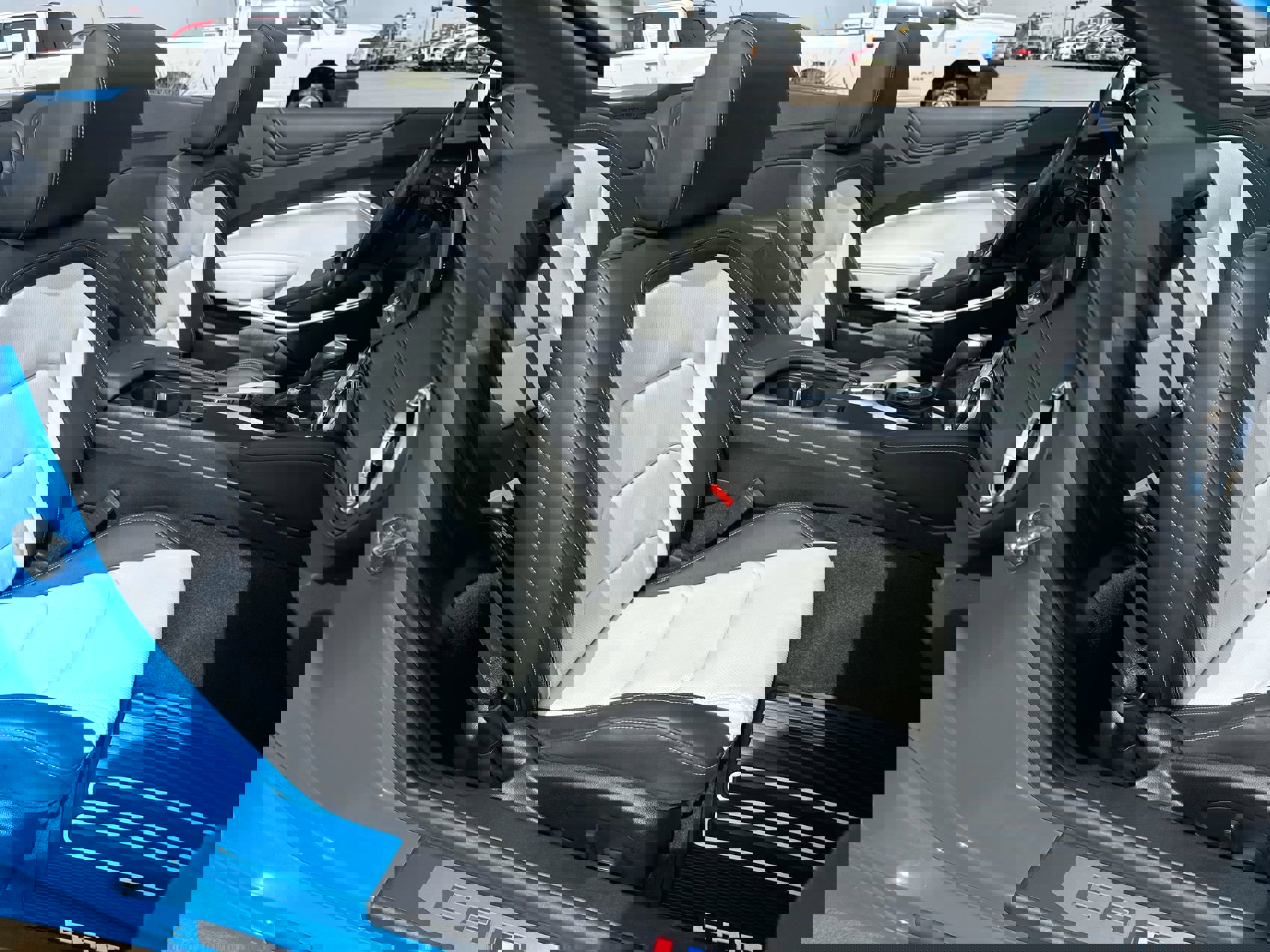 Used 2022 Chevrolet Camaro LT image 25