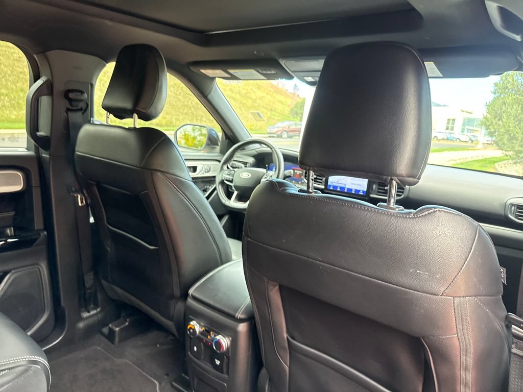 Used 2022 Ford Explorer ST w/ Equipment Group 401A AWD/4WD image 29
