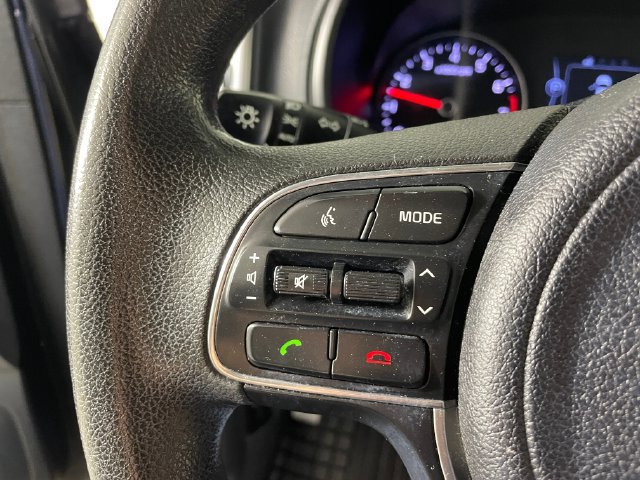 Used 2018 Kia Sportage LX FWD image 12