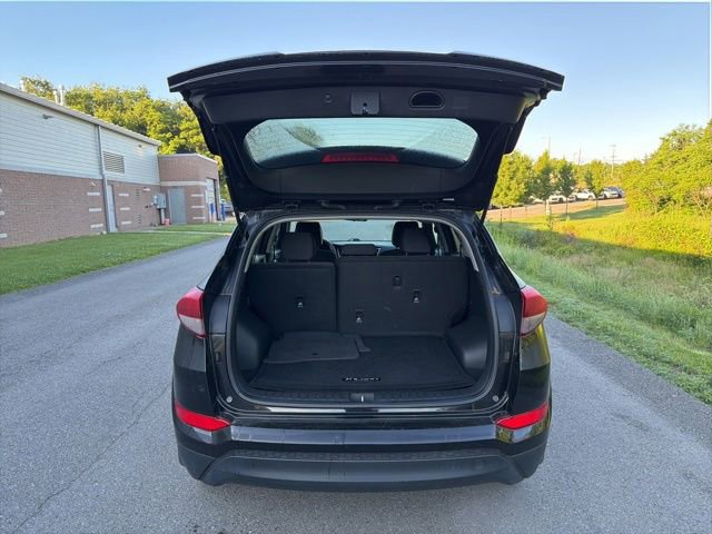 Used 2018 Hyundai Tucson SE AWD/4WD image 11
