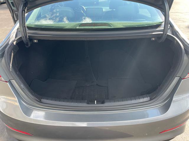 Used 2017 Hyundai Elantra Limited image 11