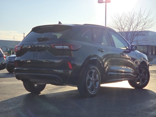 Used 2024 Ford Escape ST-Line image 10