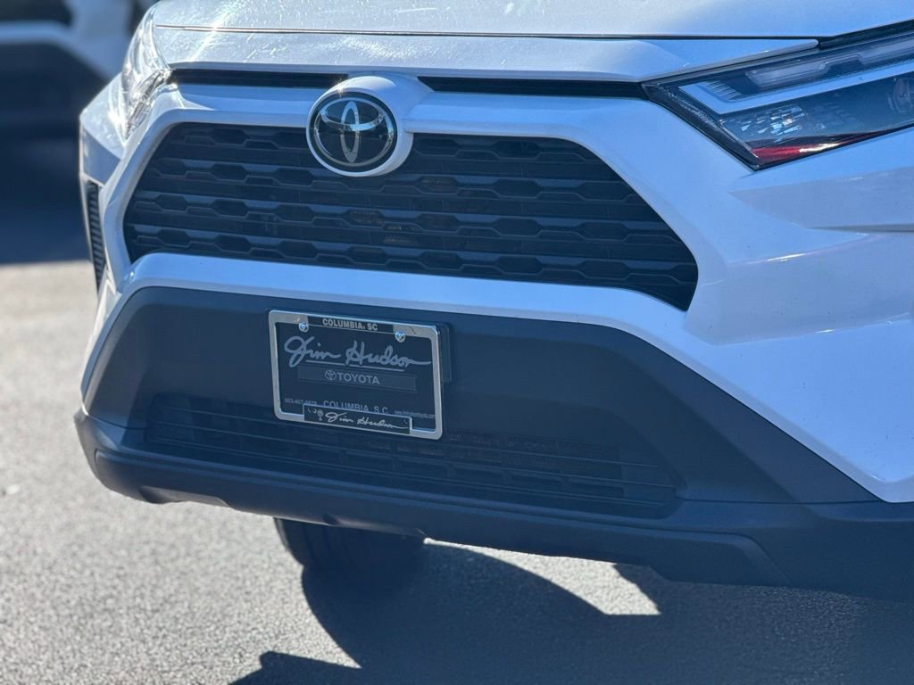 Used 2024 Toyota RAV4 XLE image 8