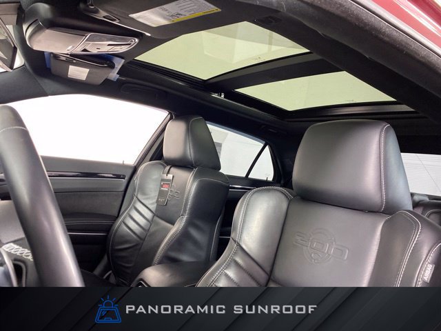 Used 2023 Chrysler 300 C RWD image 2