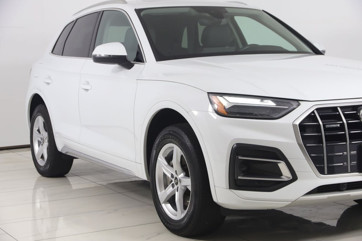 Used 2023 Audi Q5 2.0T Premium w/ Convenience Package AWD/4WD image 37