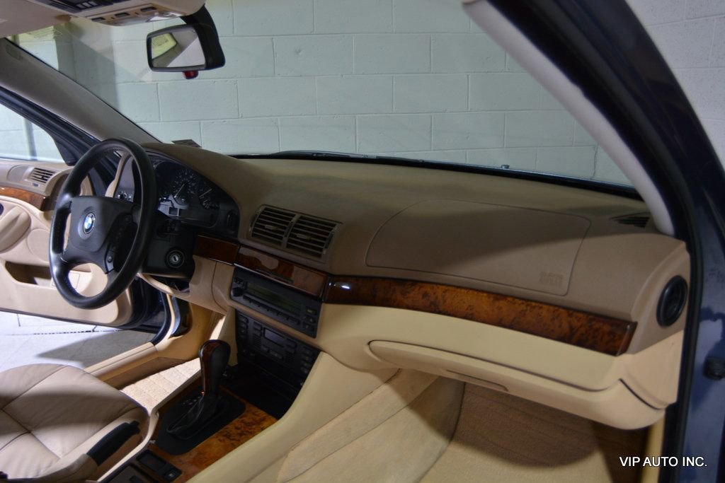 Used 2002 BMW 525i Sedan image 12
