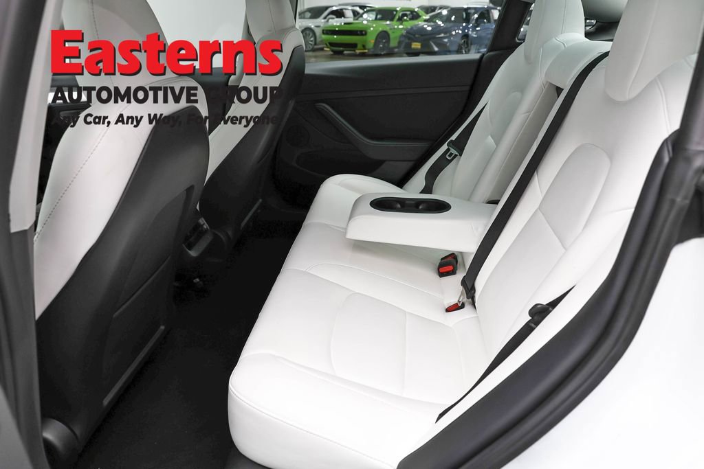 Used 2023 Tesla Model 3 Standard Range image 17